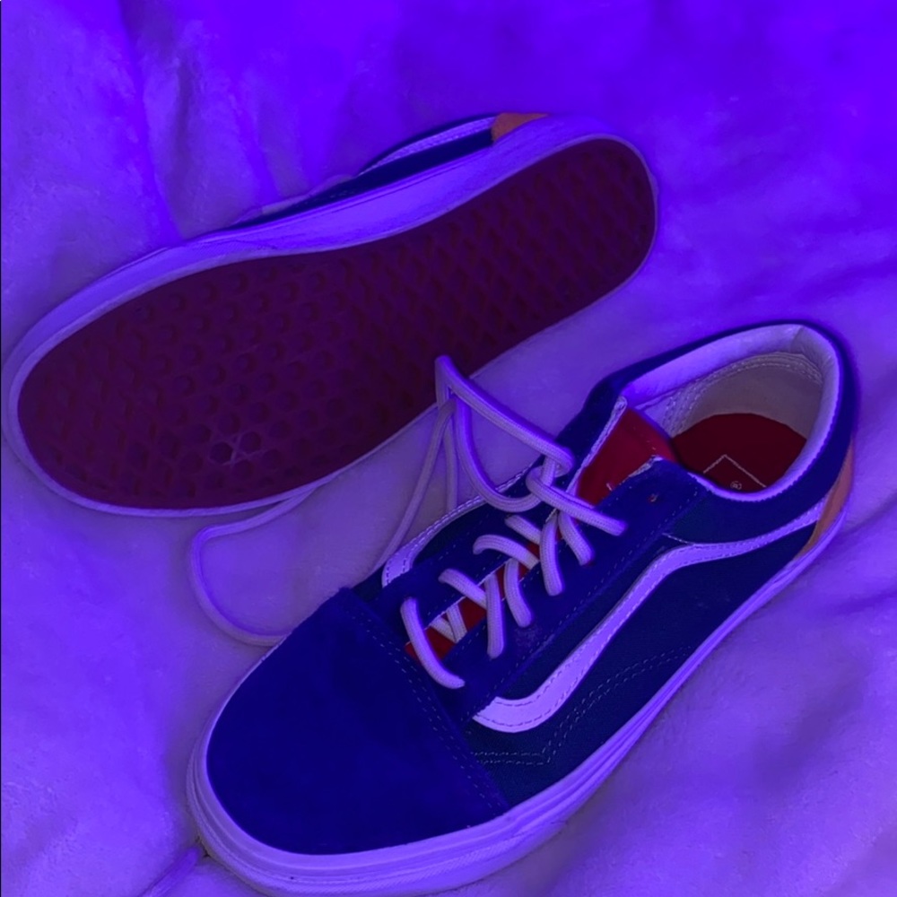 vans women shoes ( worn once )